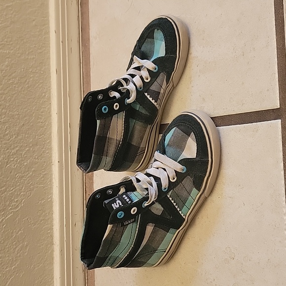 Vans plaid high top sneakers - Picture 1 of 4
